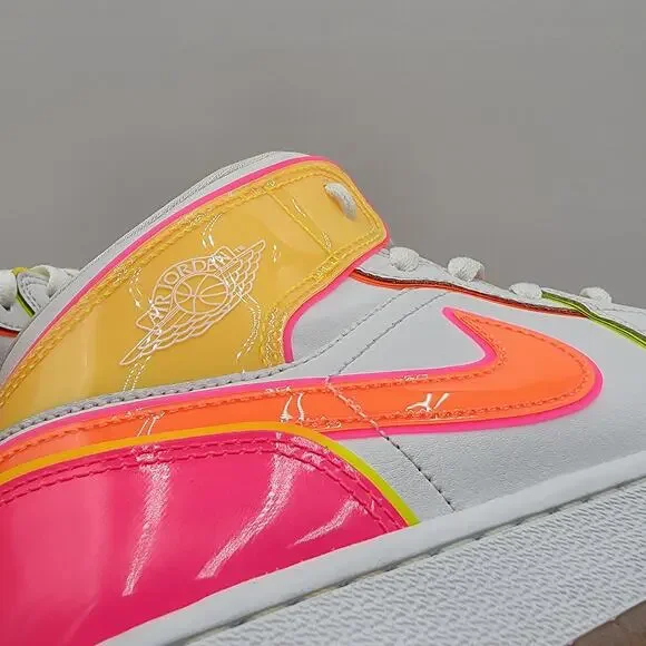 Nike Air Jordan 1 Mid SE GS 'Edge Glow' Sz 6.5Y/8W CV4611-100 (171)